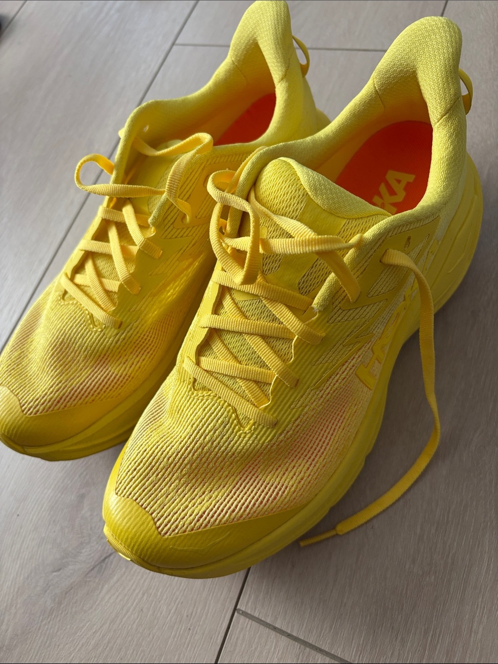 Hoka Challenger 8 Running Shoe Electric Lemon!